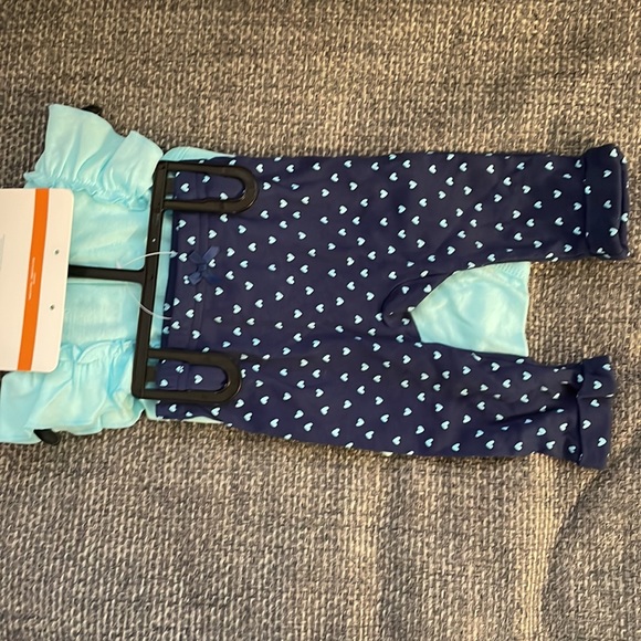 6-9m 3 piece set - Picture 3 of 3